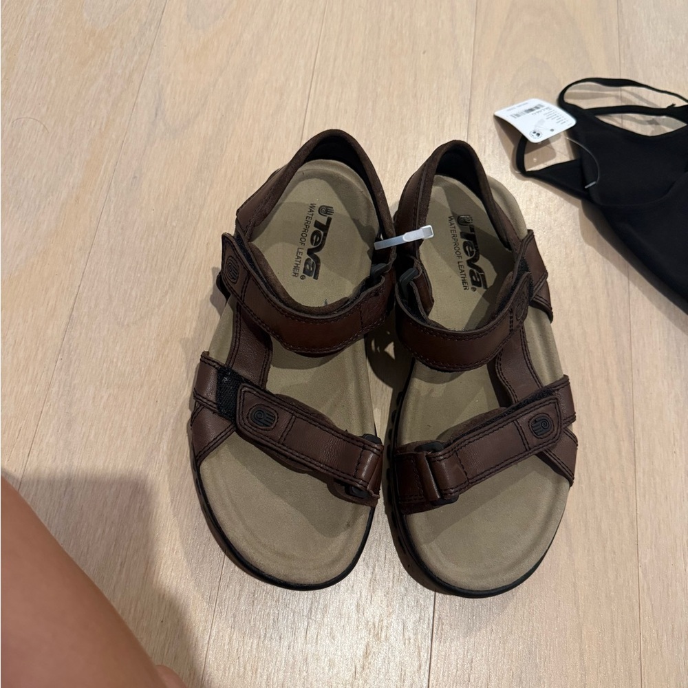 NEW Vintage rare  Tevas waterproof leather sandals 6591 hiking